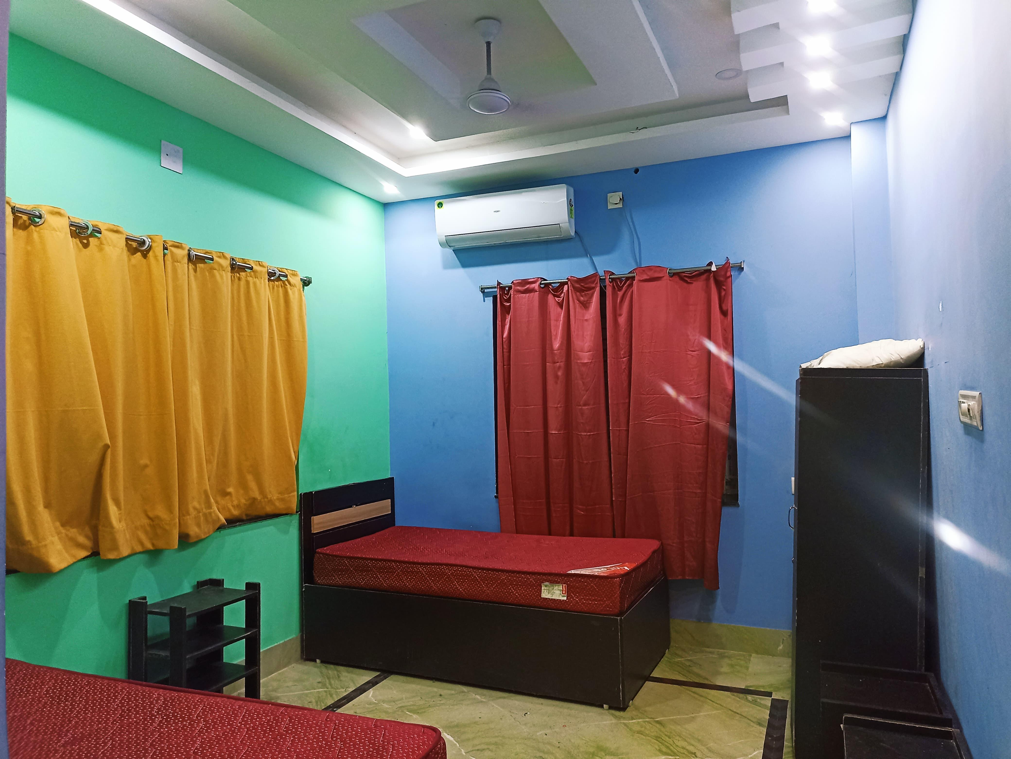 Girls Hostel | Ashirwad Group Of Hostel